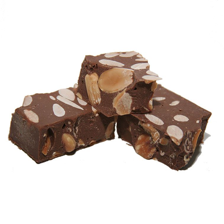 Turrón de chocolate con leche y almendras-01